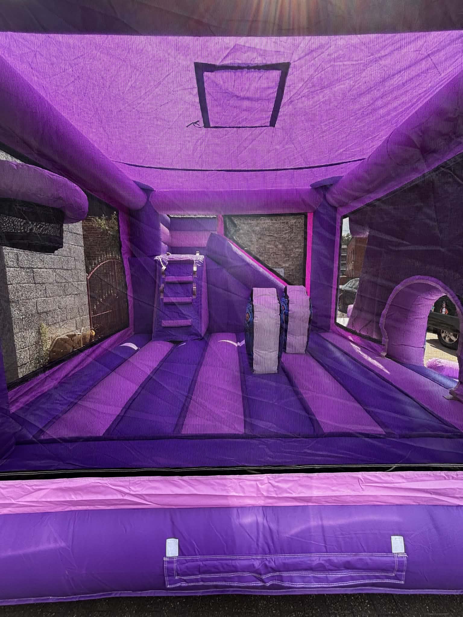 Château gonflable K-Pop Demon Hunter 5x5m vue 3